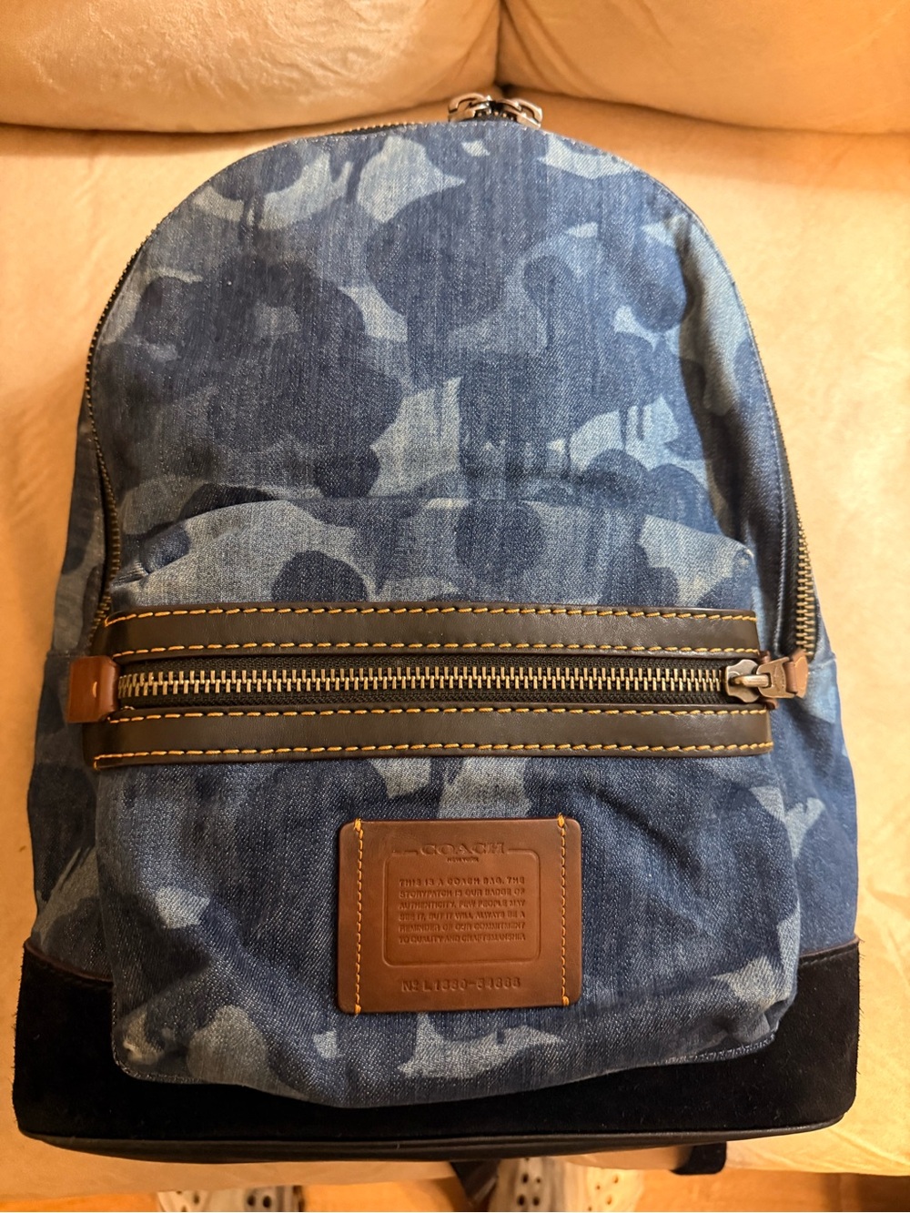 Men's Blue Camouflage Accent Backpack - Casual Everyday Bag